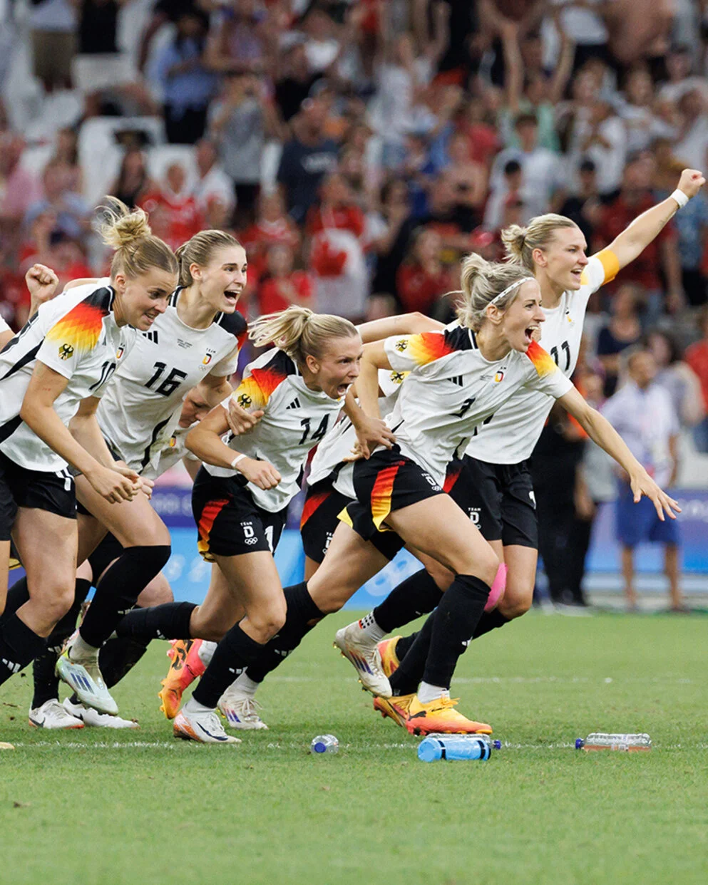 践无疑走在 践无疑走在